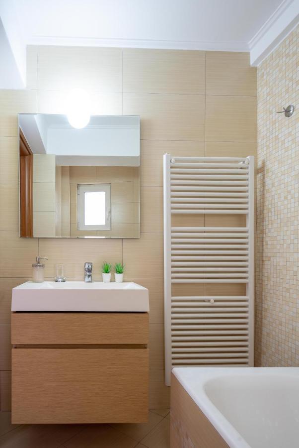 “Greek Aura” Luxury Lodging In Koukaki أثينا المظهر الخارجي الصورة